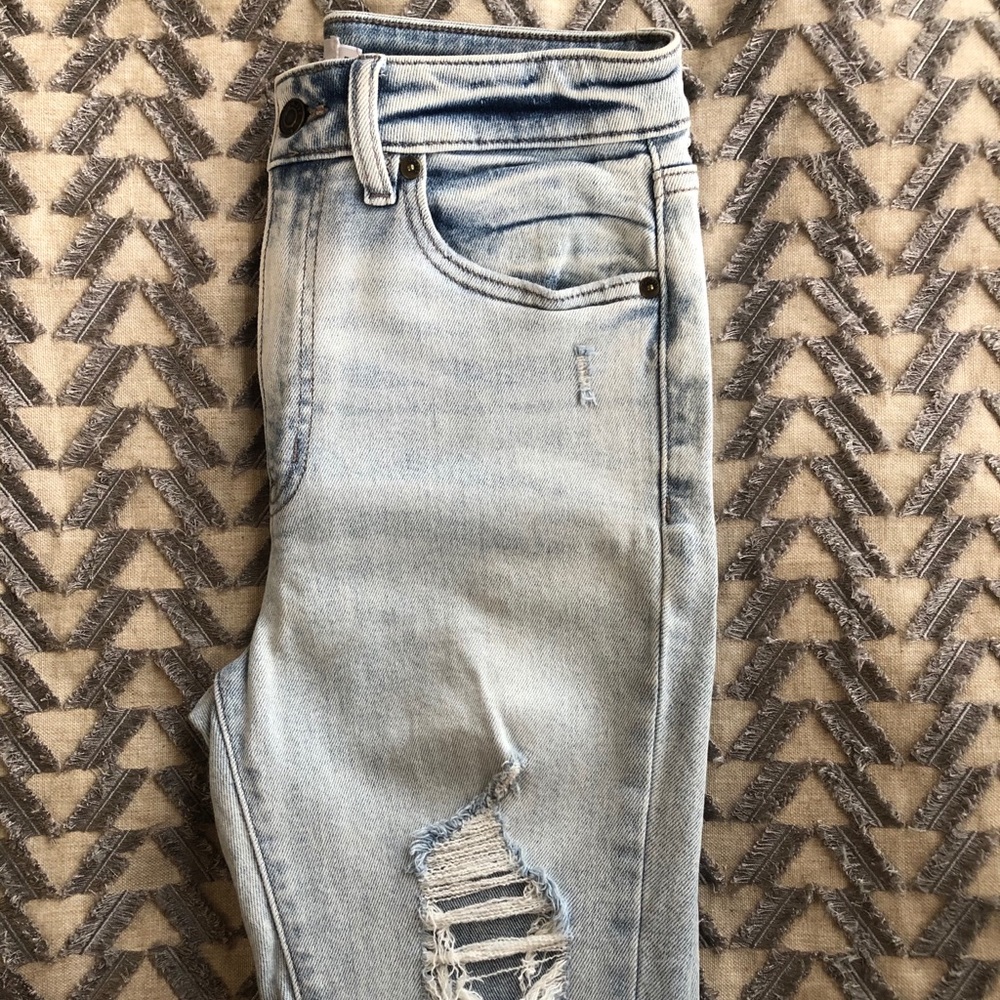 WINDSOR OASIS DISTRESSED SKINNY JEAN
